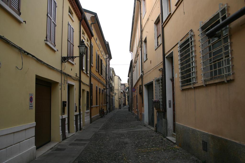 Be Happy Ferrara Exterior photo